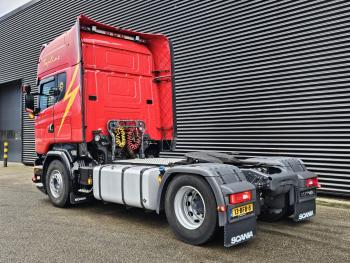 R520 V8 4x2 / RETARDER / 2 TANKS